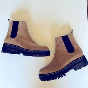 Marc Fisher Suede Padmia Chelsea Booties Size 7